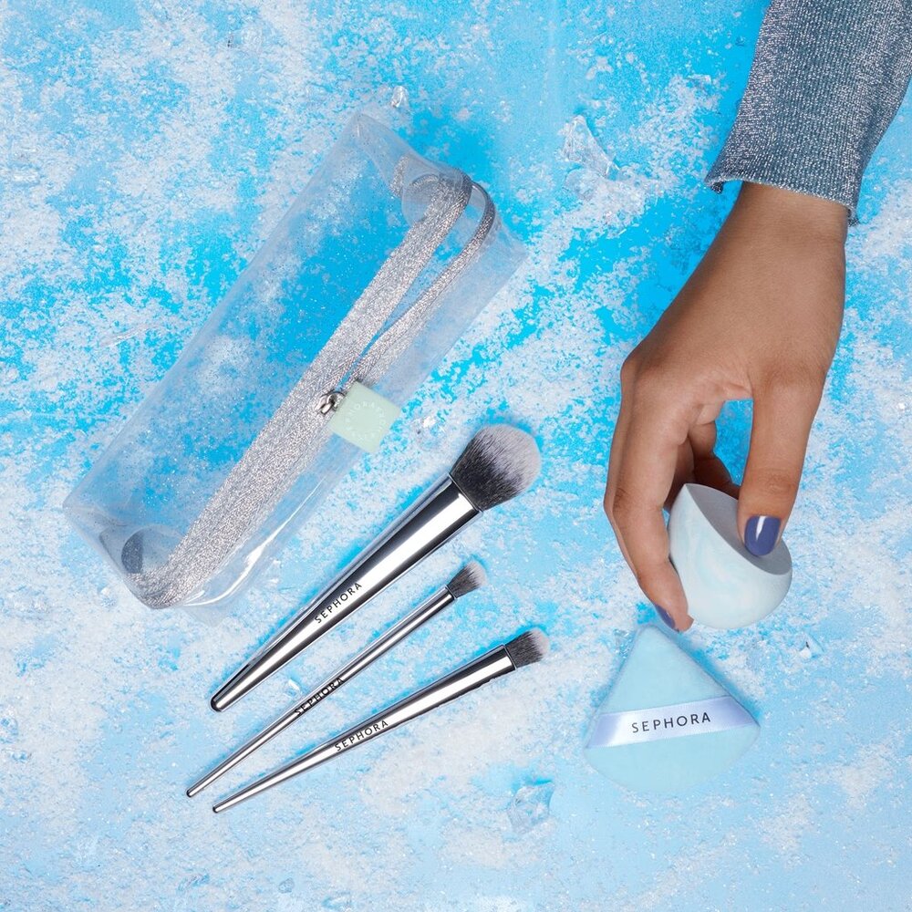 NWT - Makeup Brushes & Accessories Set - Moving Lights